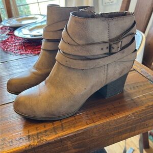 Women’s brown ankle booties